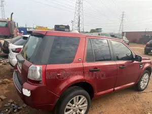 Land Rover Range Rover 2011 Red
