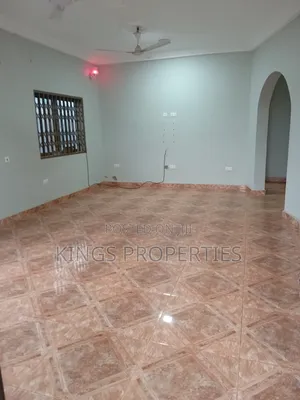 3bdrm Apartment in New Bortianor for rent