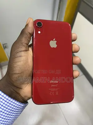 Apple iPhone XR 64 GB Red