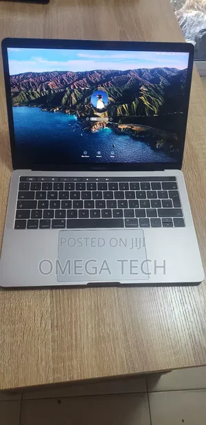 Laptop Apple MacBook 2017 8GB Intel Core i5 SSD 256GB