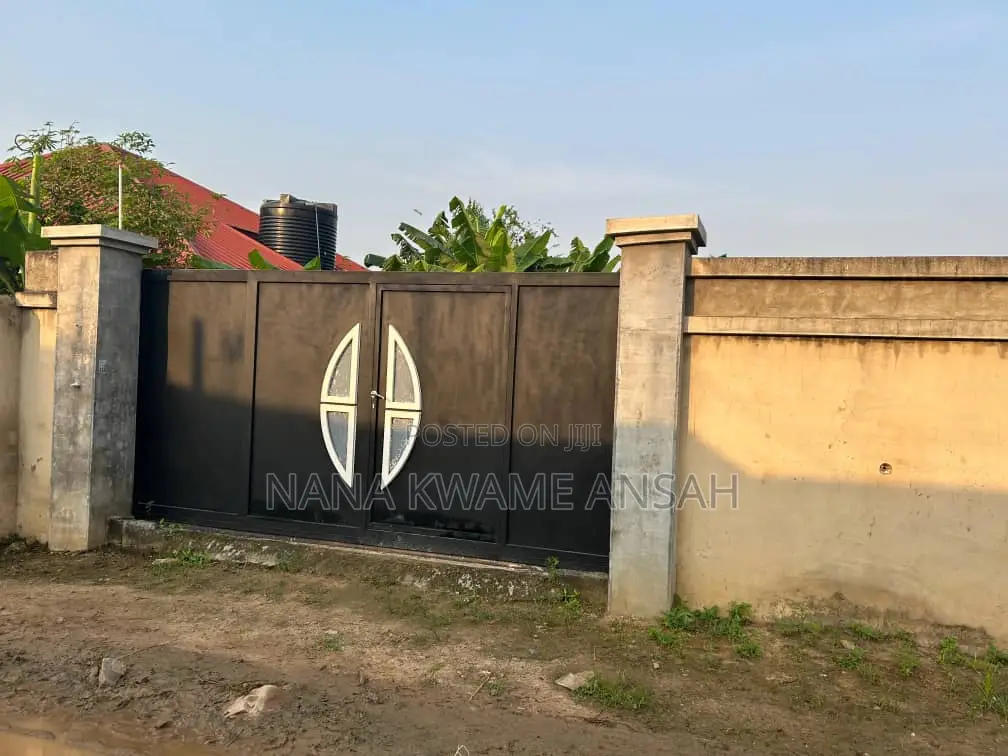 3bdrm House in Amasaman for sale
