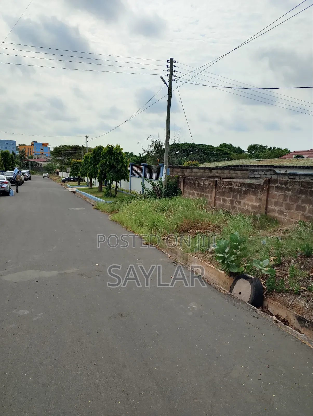 2 and Half Plots Verified TDC Documents Comm10, Facing Tarred Roads