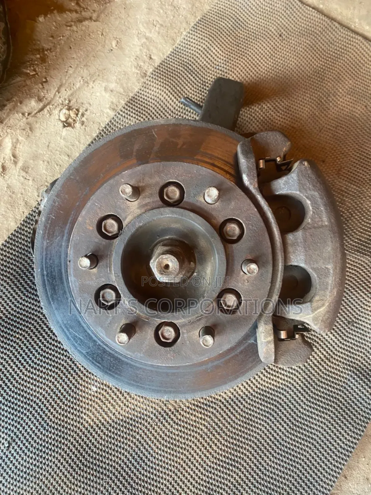 Nissan Stanbic Caravan Front Hub