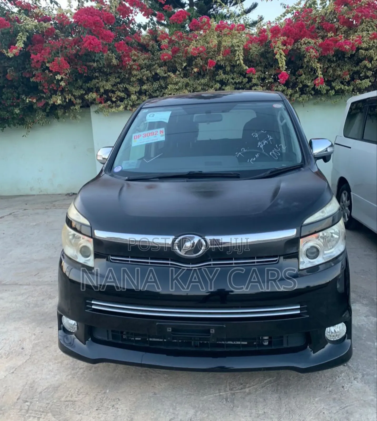 Toyota Voxy 2010 Black