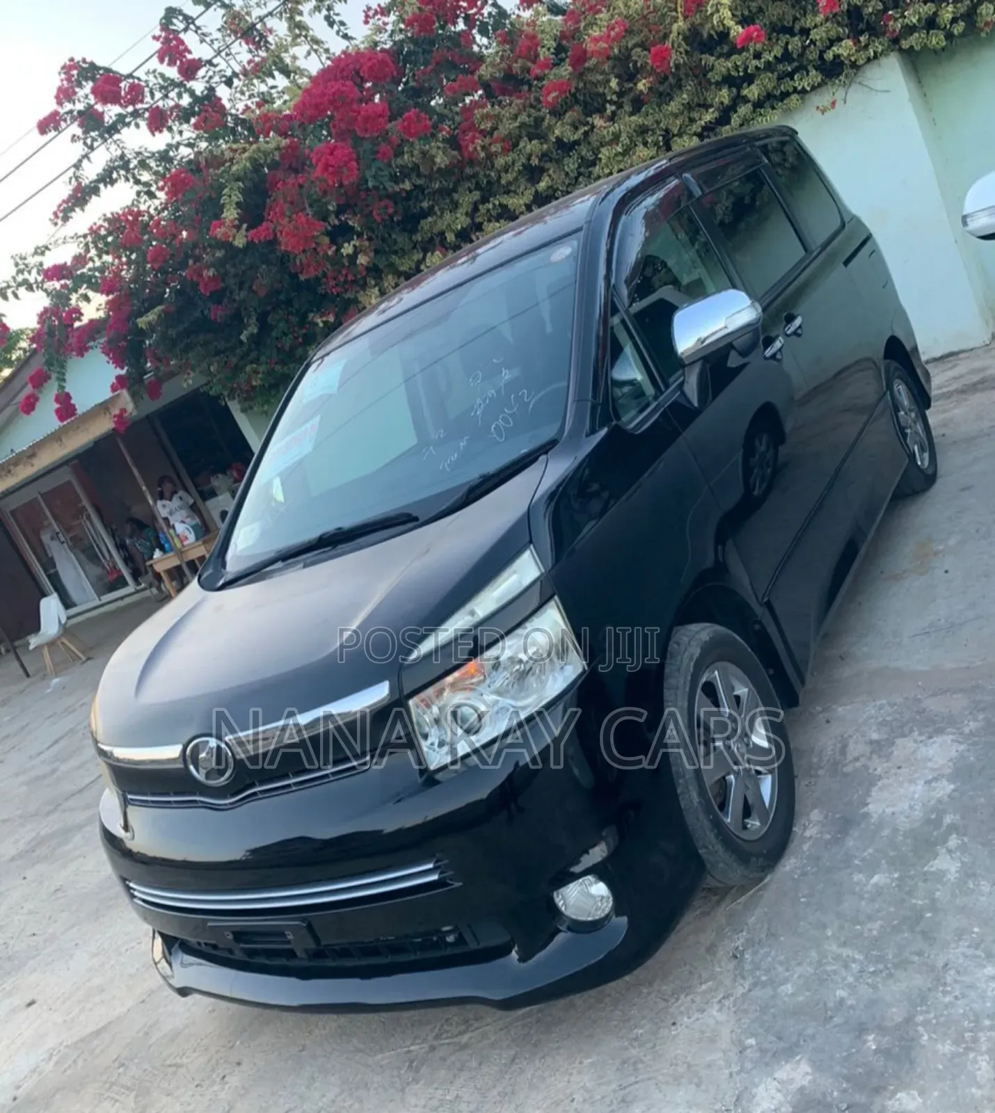 Toyota Voxy 2010 Black