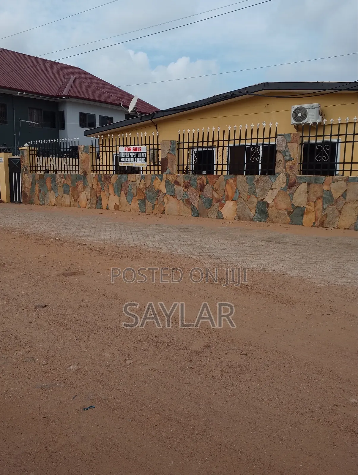 2 Plots Close to Tema Women's Hospital Comm10