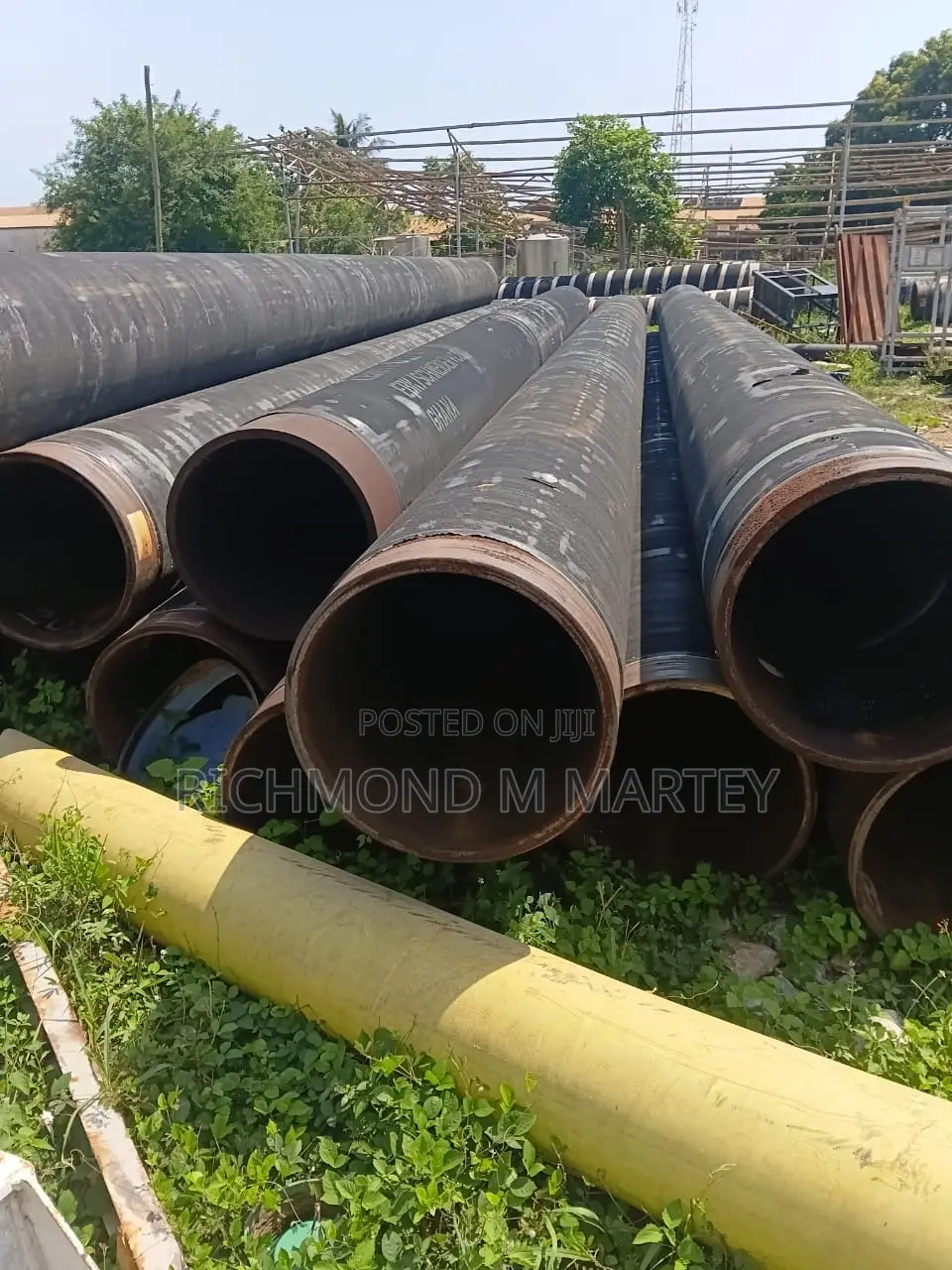 Large Black Steel Pipes