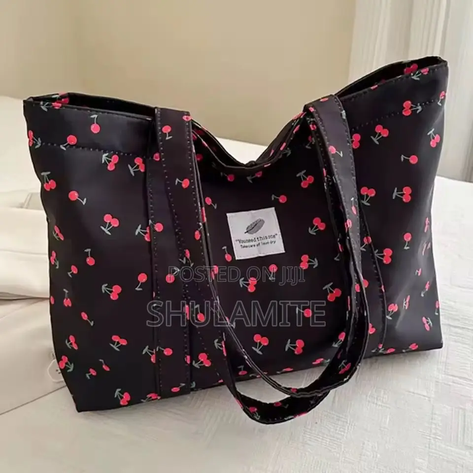 Big and Spacious Tote Bag