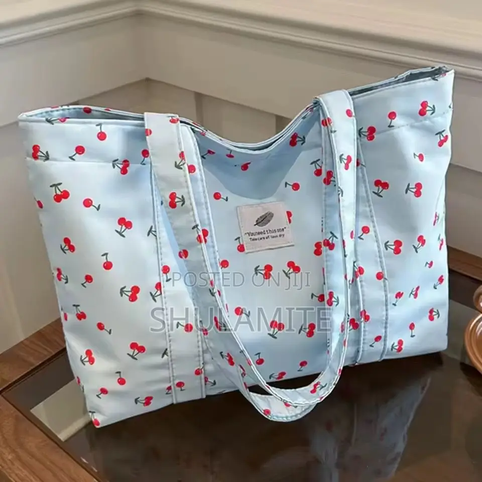 Big and Spacious Tote Bag