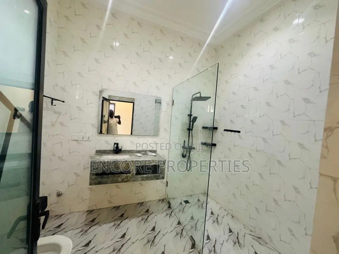 3bdrm House in Oyarifa for sale