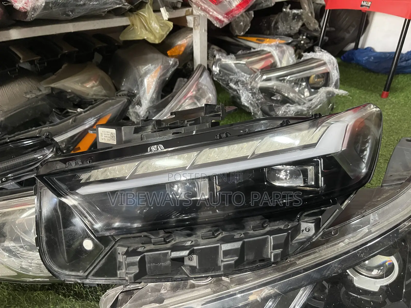 Kia 2020-2024 Headlights Left Charger Original