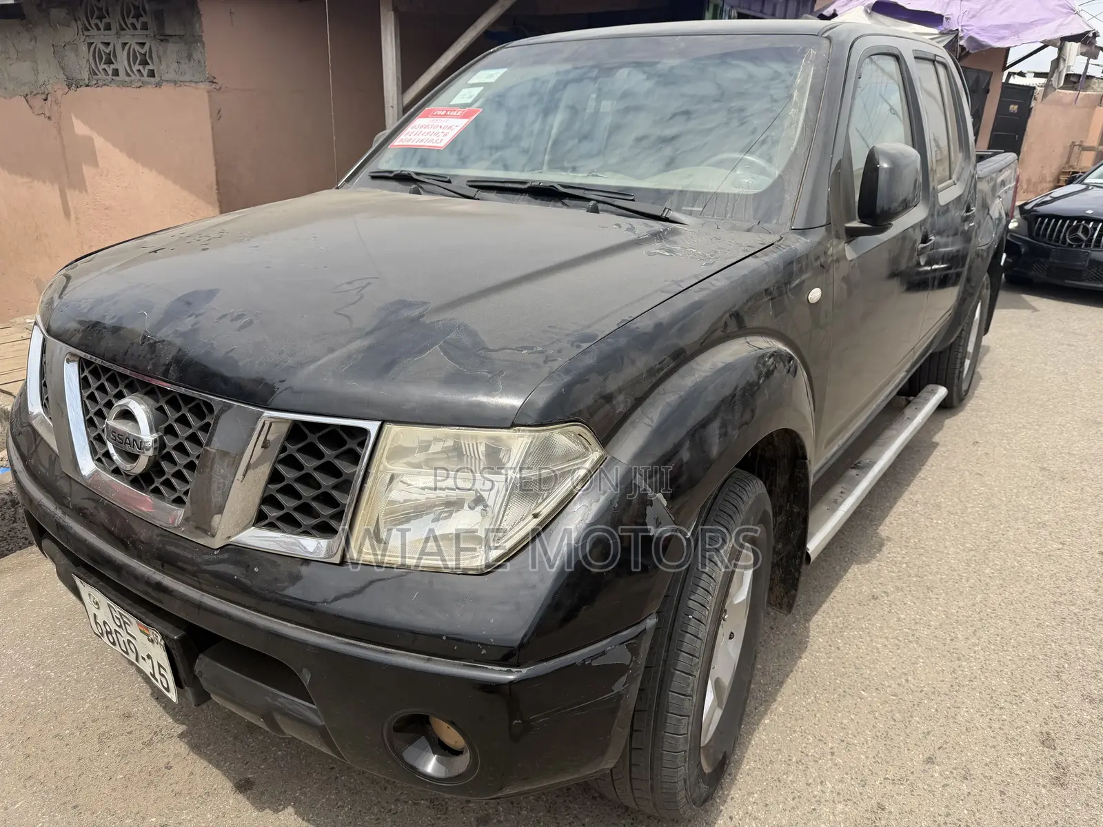 Nissan Navara 2013 Black