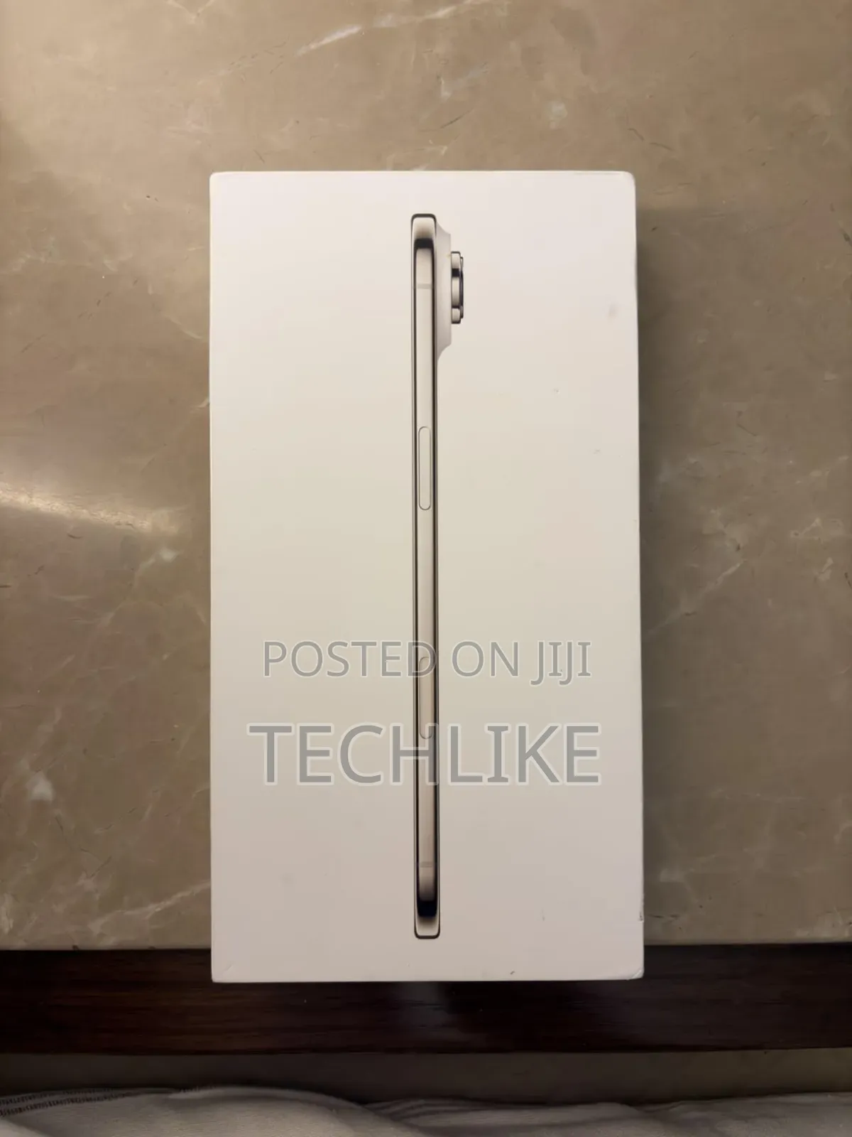 New Apple iPhone 17 256 GB Silver
