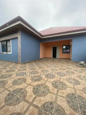 3bdrm Mansion in 3 Bedroom Bedroom, Tema Metropolitan for rent