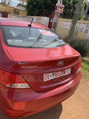 Hyundai Accent 2016 Red