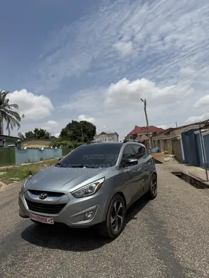 Hyundai Tucson Limited AWD 2013 Silver