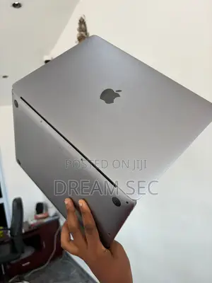 Laptop Apple MacBook Pro 2020 8GB Intel Core i5 SSD 256GB