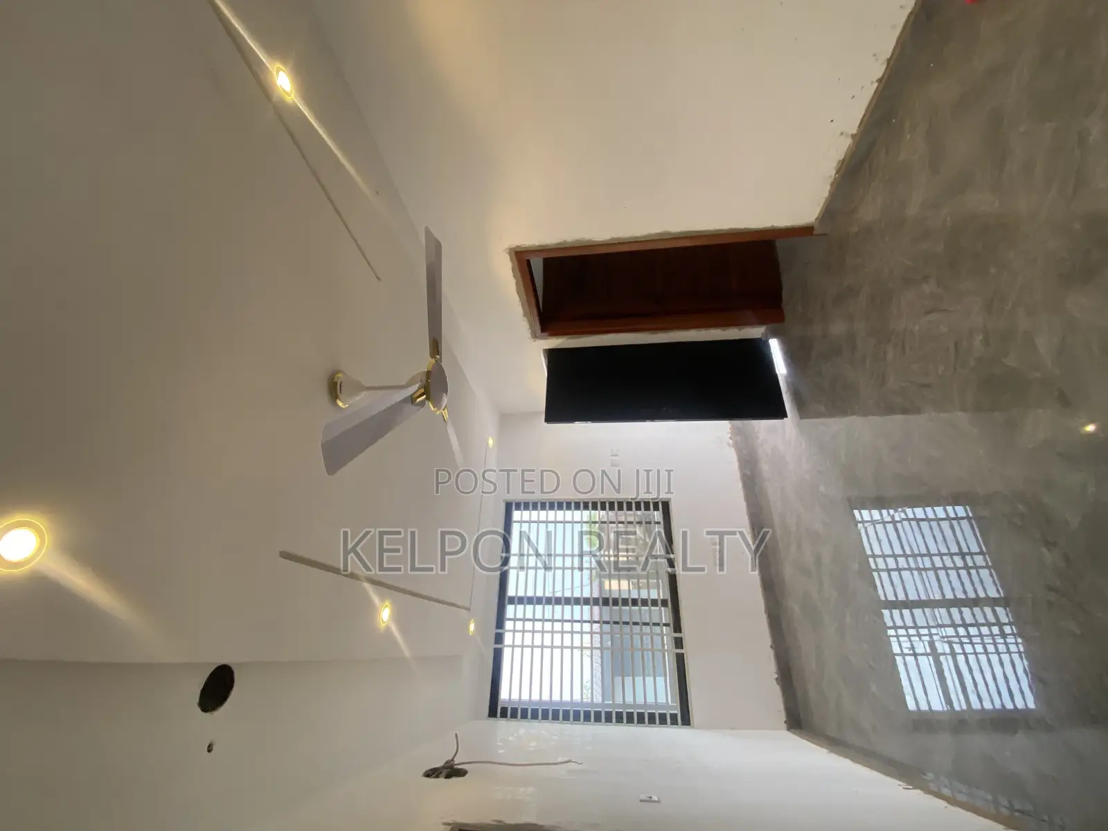 3bdrm Apartment in Dansoman, Afoko Foto for rent