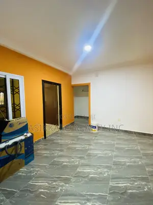 4bdrm House in Manet Junction, Spintex for rent