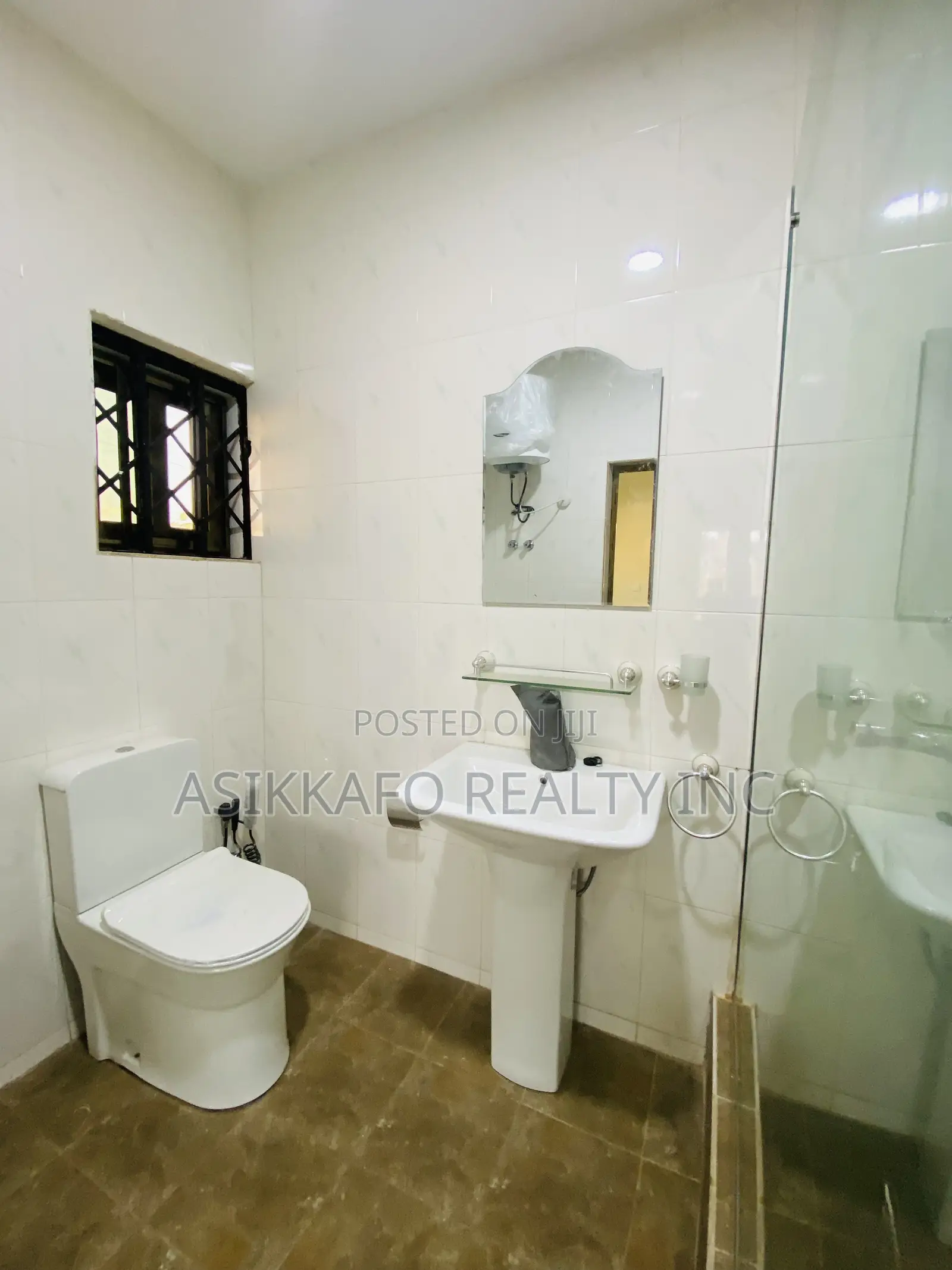 4bdrm House in Manet Junction, Spintex for rent
