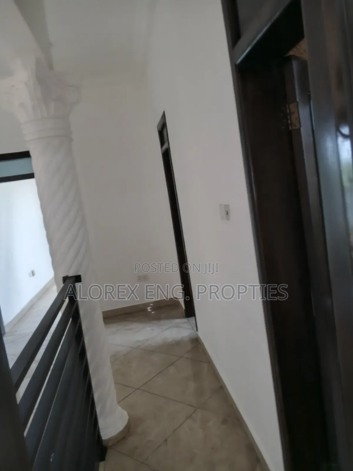 4bdrm Mansion in Adenta, Frafraha for rent