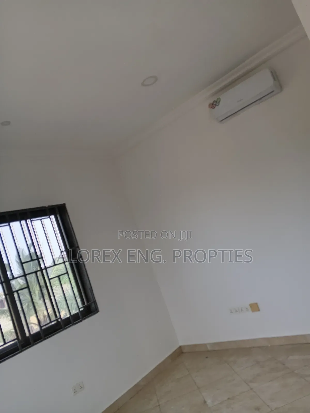 4bdrm Mansion in Adenta, Frafraha for rent