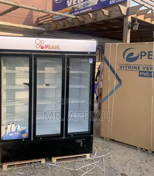 Quality Yet Affordable Pearl Pvc—1540-28ab 3 Door Beverage Cooler 