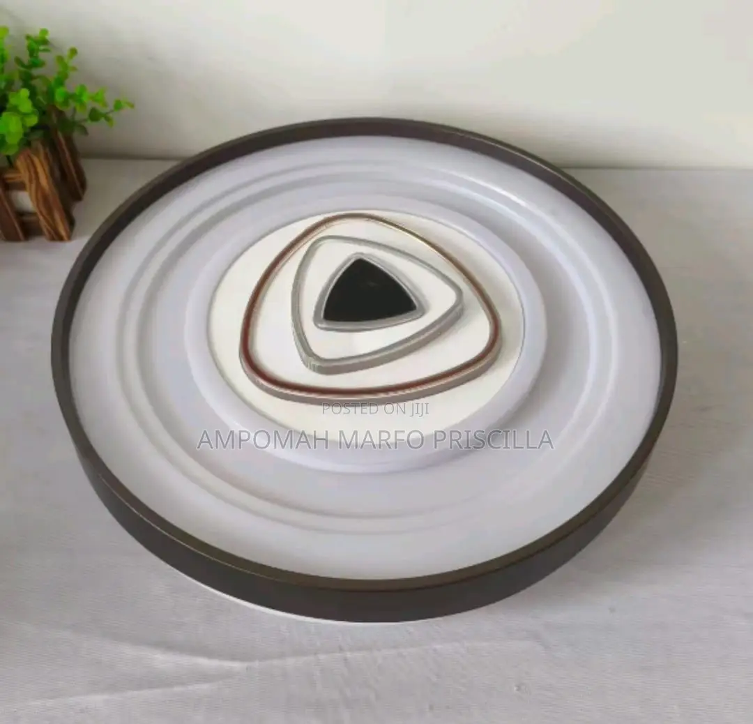 Nice Modern-Ceiling Light and Remote Control