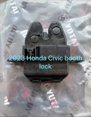 2023 Honda Civic Booth. Lock