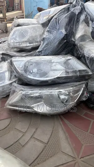 Volkswagen/ Vw Tiguan Headlight 2007,2008,2009,2010,2011,2012,2013,