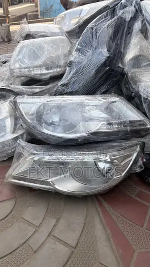 Volkswagen/ Vw Tiguan Headlight 2007,2008,2009,2010,2011,2012,2013,