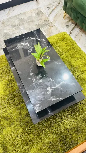 Minimal Luxe Table