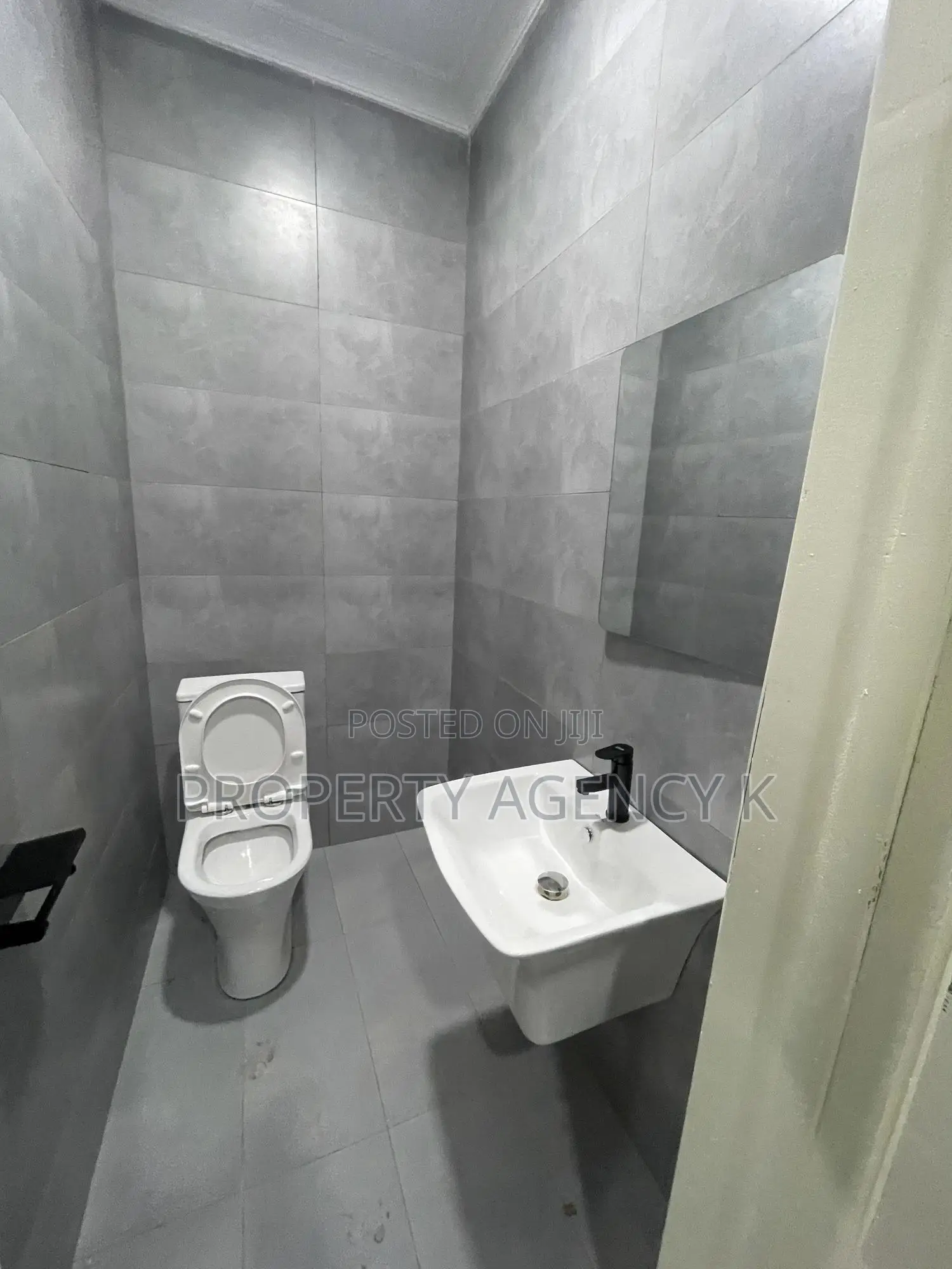 2bdrm Apartment in Accad Properties, Dansoman for rent