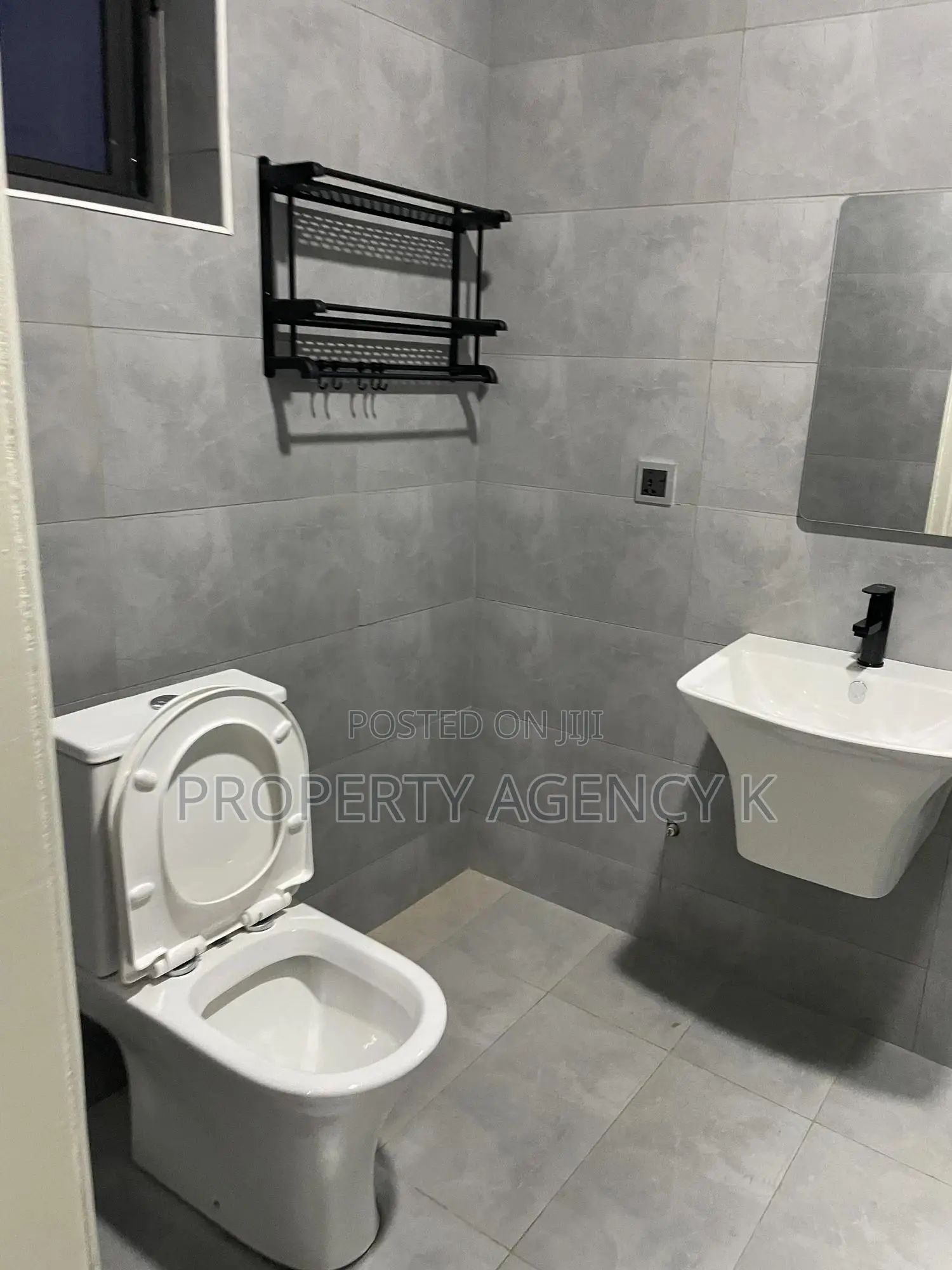 2bdrm Apartment in Accad Properties, Dansoman for rent
