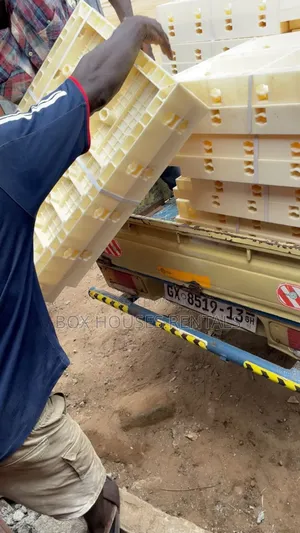 Adjustable Plastic Pillar Mold