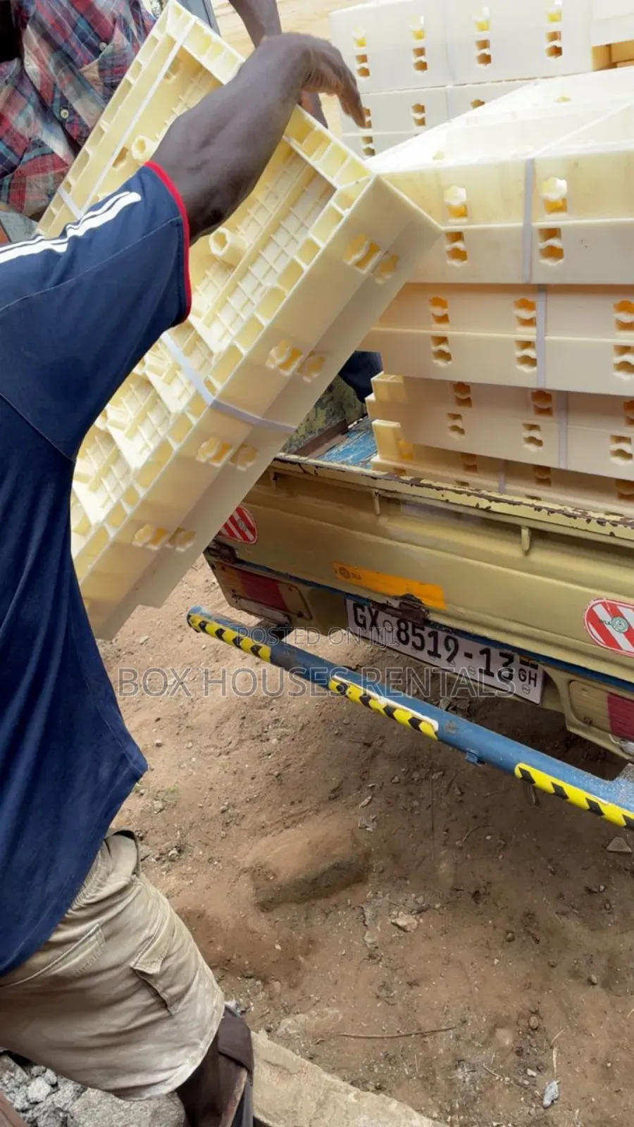 Adjustable Plastic Pillar Mold