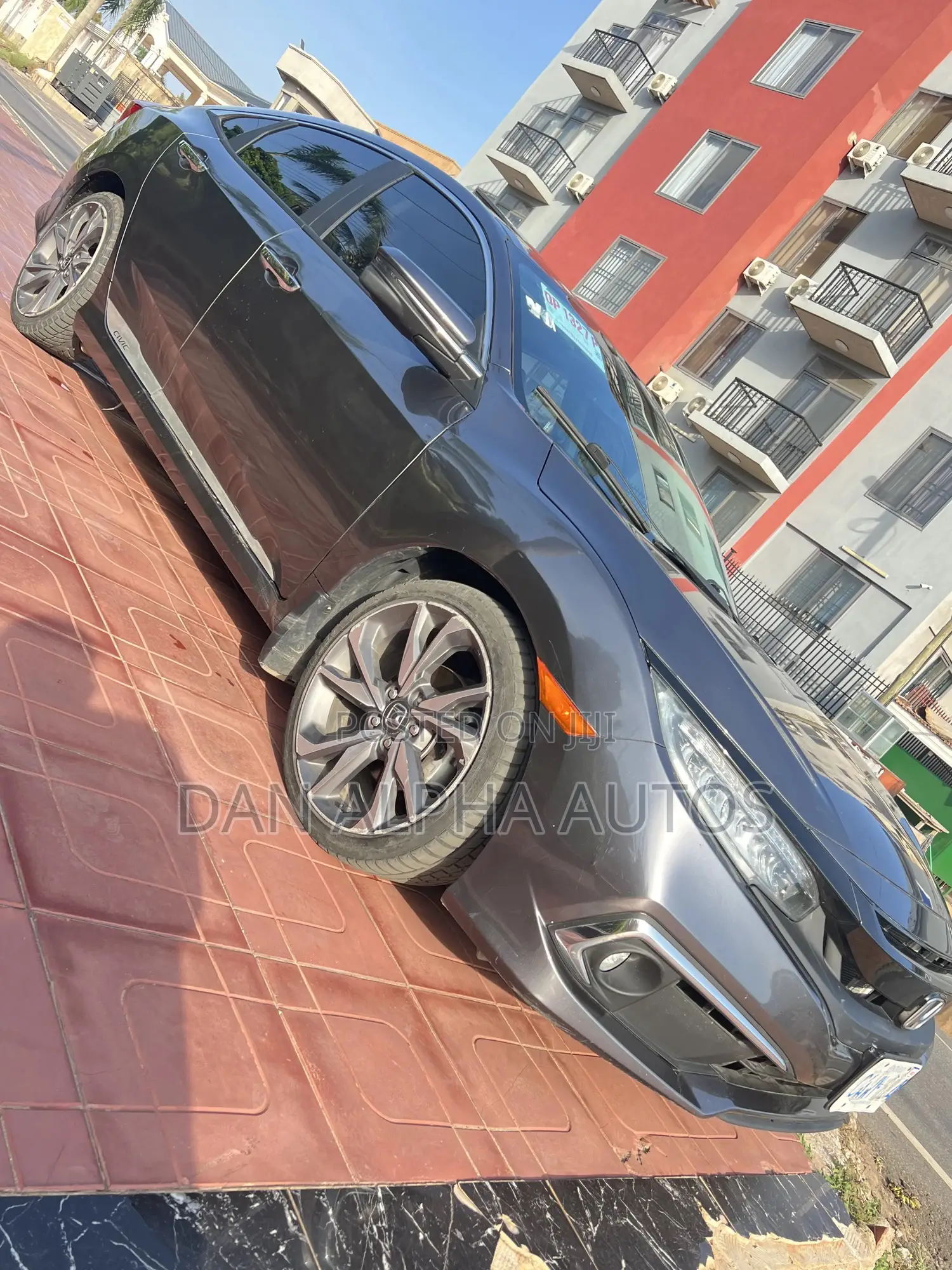 Honda Civic Touring Sedan 2019 Gray