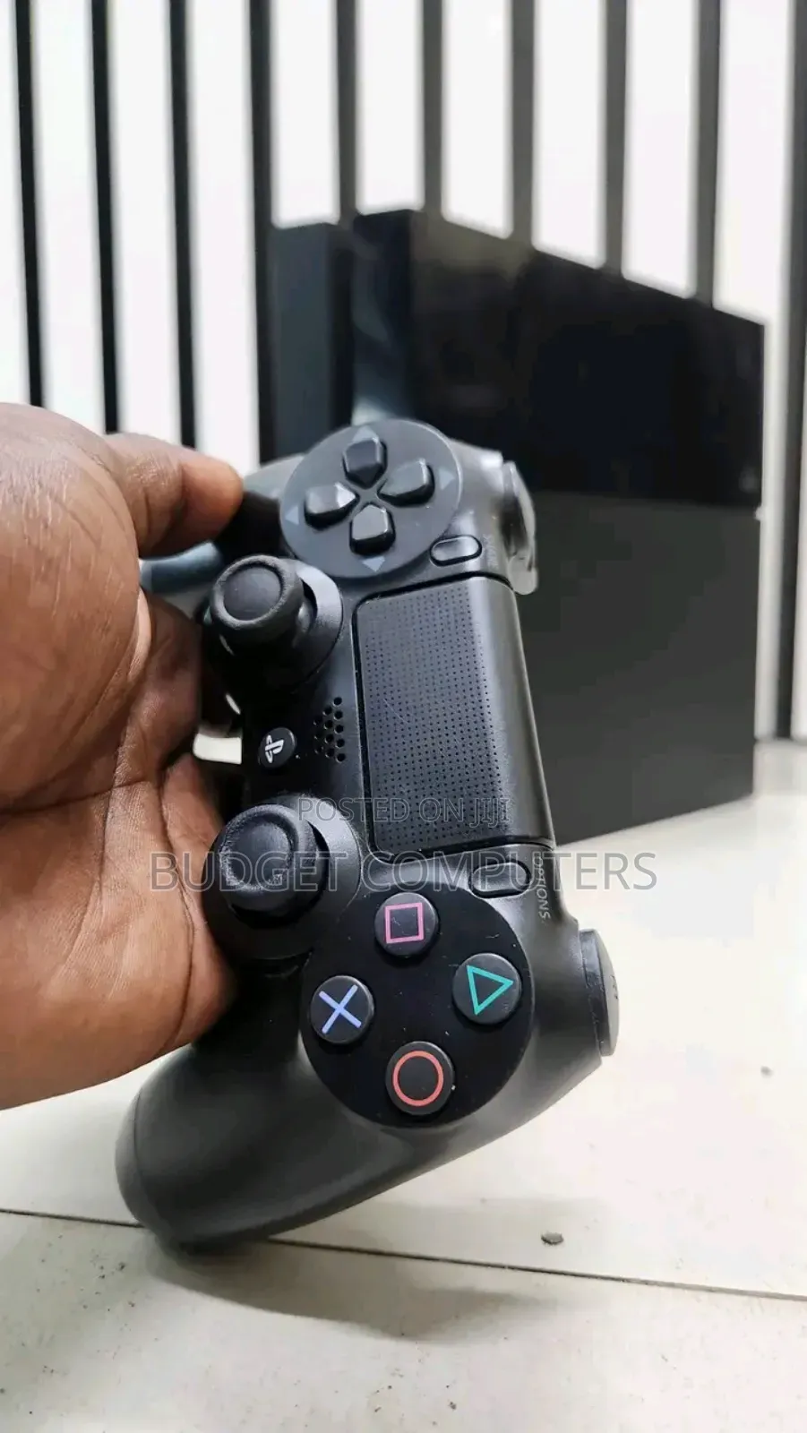 Play Station 4
