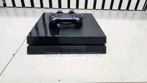 Play Station 4