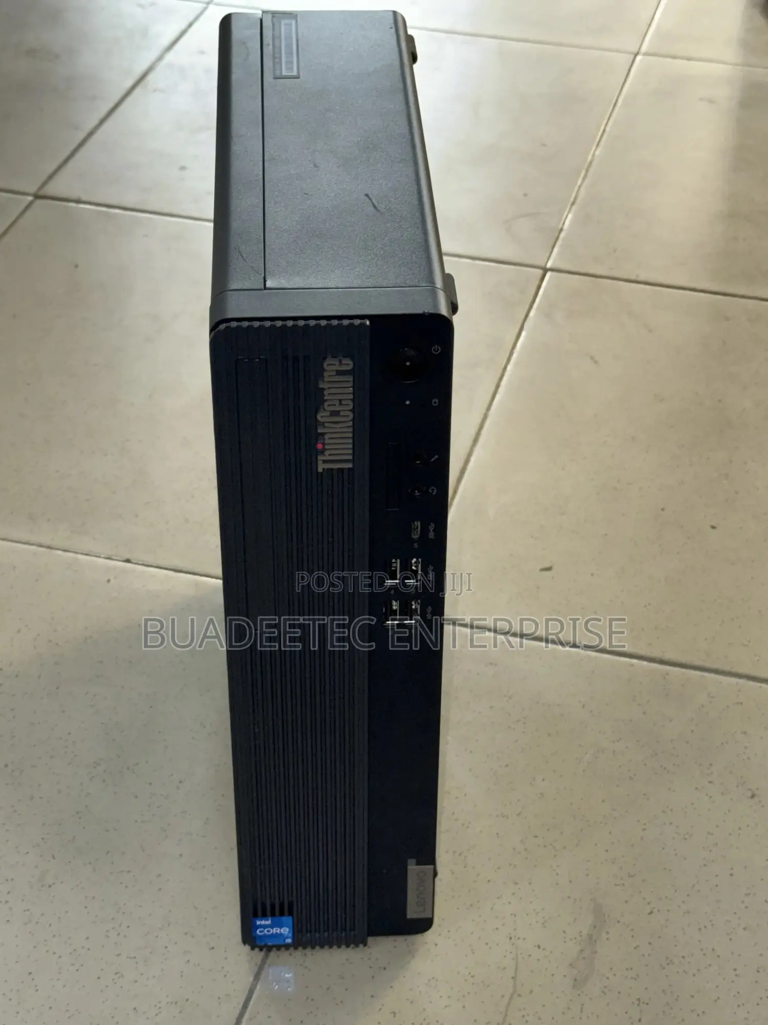 Desktop Computer Lenovo 8GB Intel Core i5 SSD 512GB
