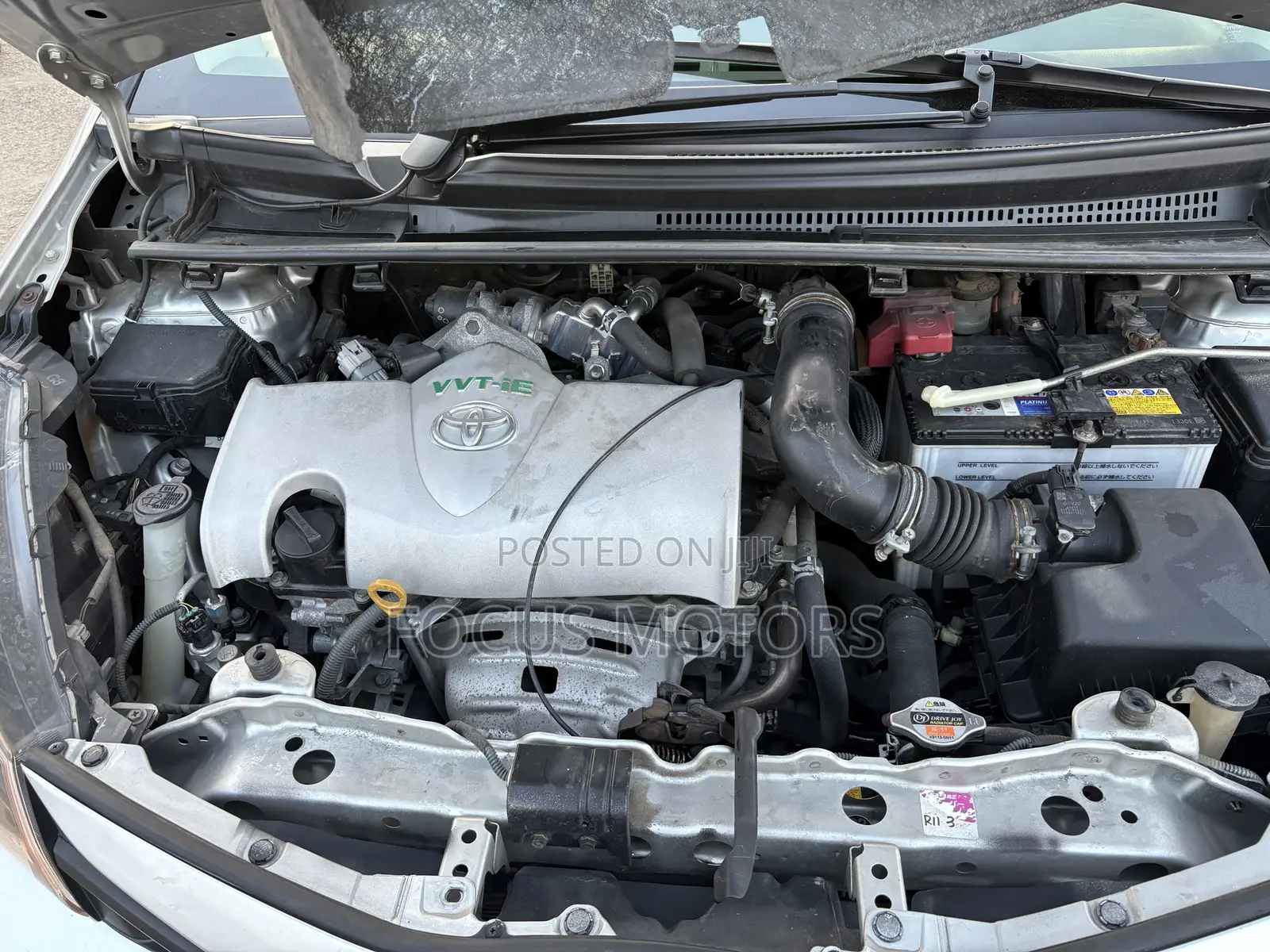 Toyota Vitz 1.5 FWD 3dr 2015 Silver