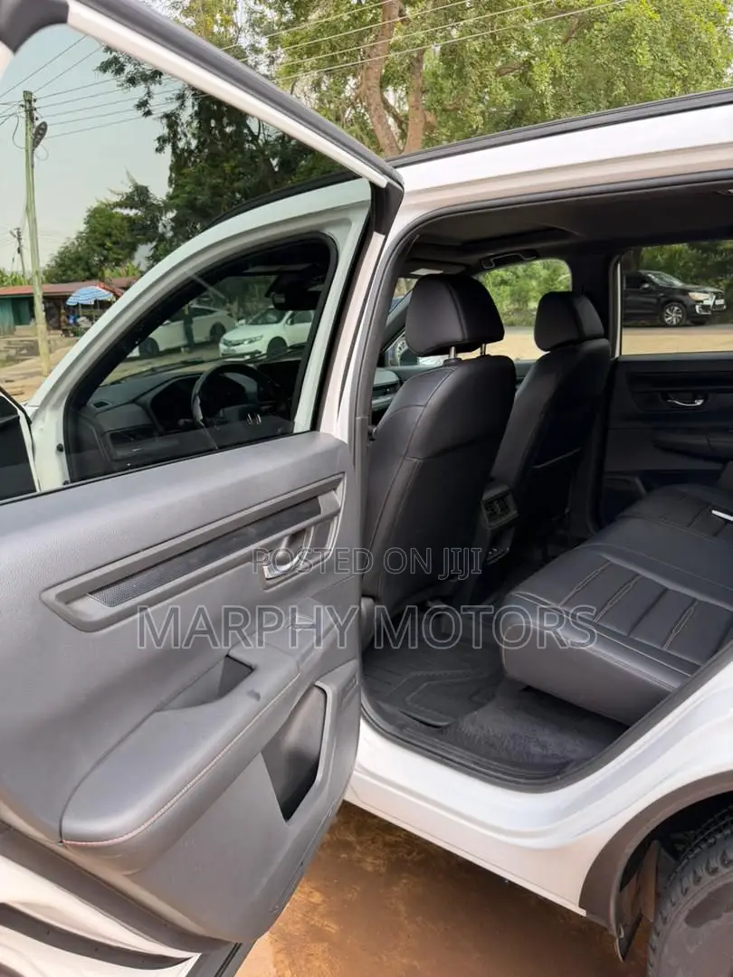 Honda CR-V Hybrid 2024 White