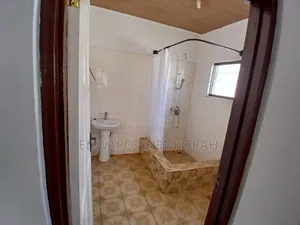 3bdrm House in Valley View Area for rent