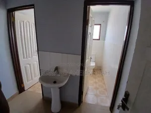 3bdrm House in Valley View Area for rent