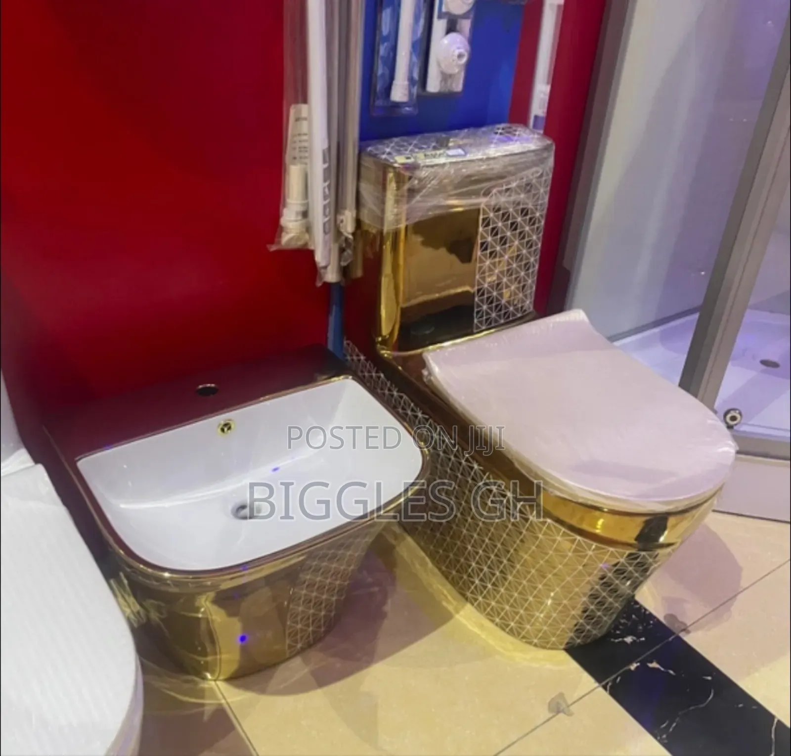 Gold Wc With Basin Complete Set