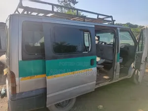 Ford Transit 2005 Green