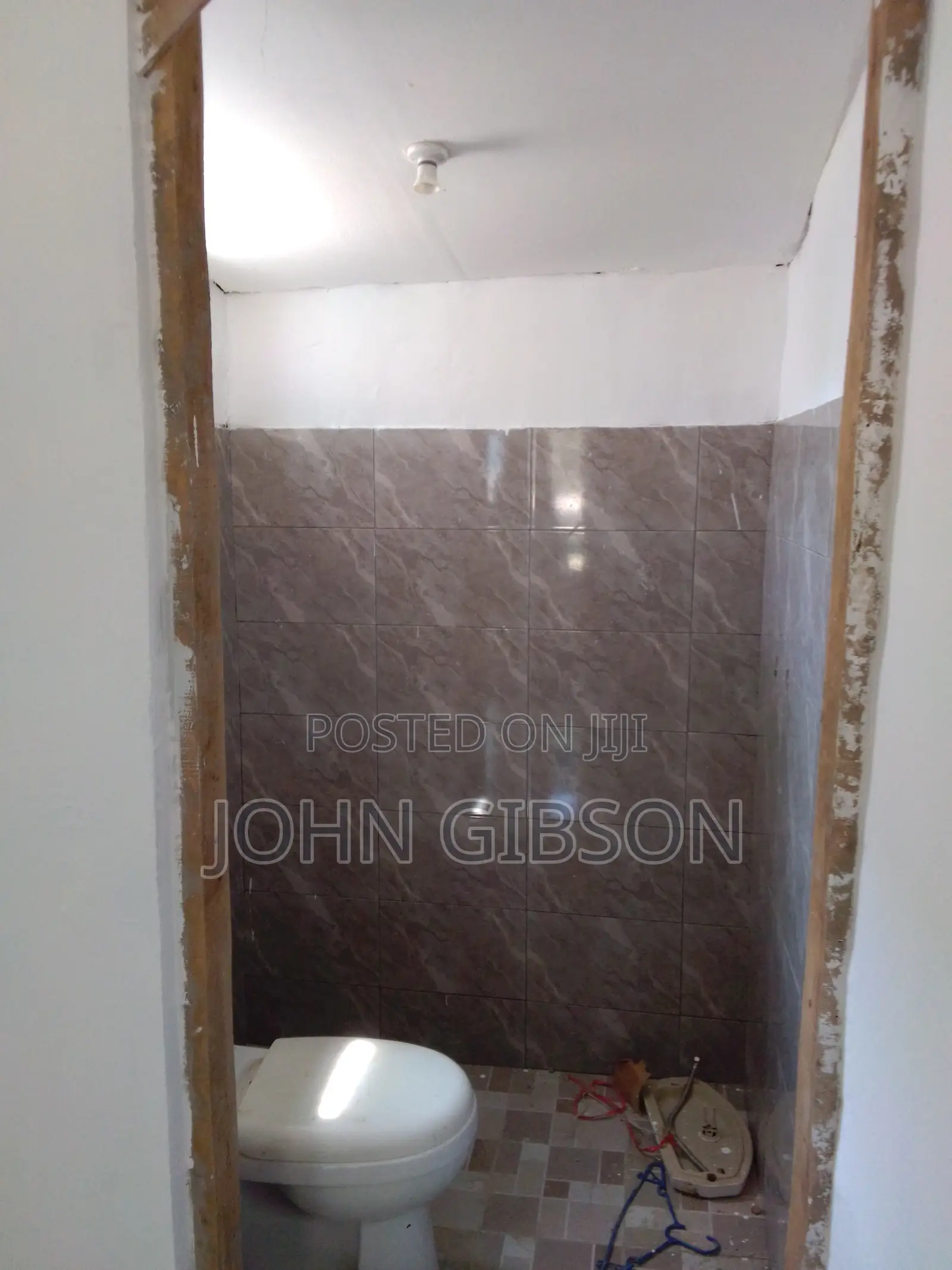 1bdrm Apartment in Newly Built Single, School Junction for rent