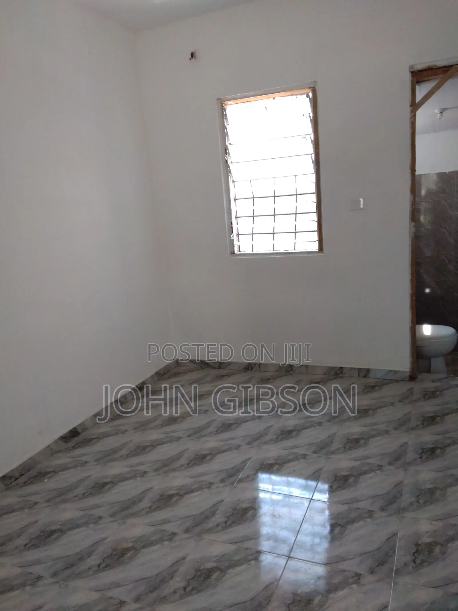 1bdrm Apartment in Newly Built Single, School Junction for rent