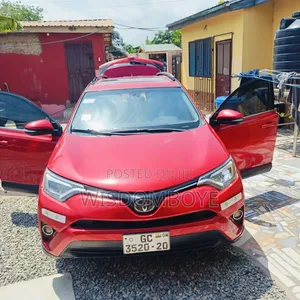 Toyota RAV4 LE 4dr SUV AWD (2.5L 4cyl 6A) 2018 Red