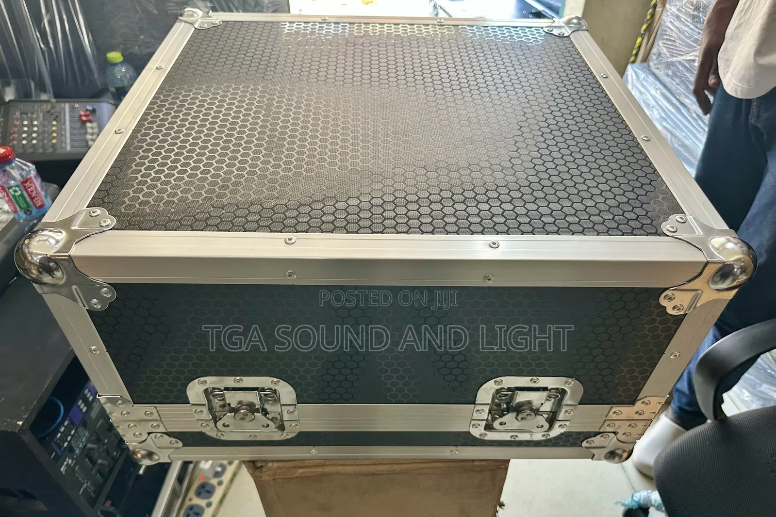 Avolites Quartz Digital Light Console With Travel Case